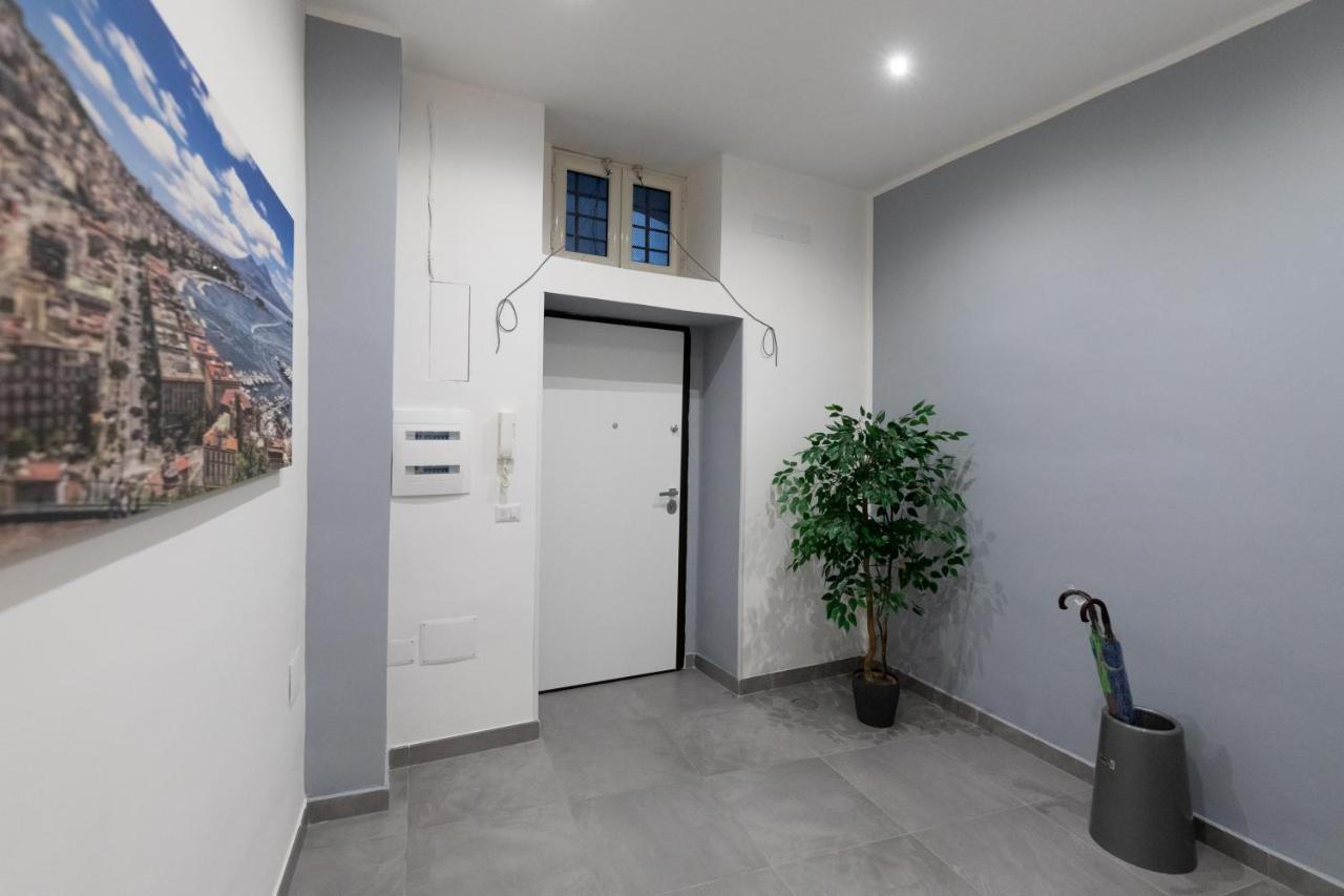 Dante Square Apartment Naples Exterior photo